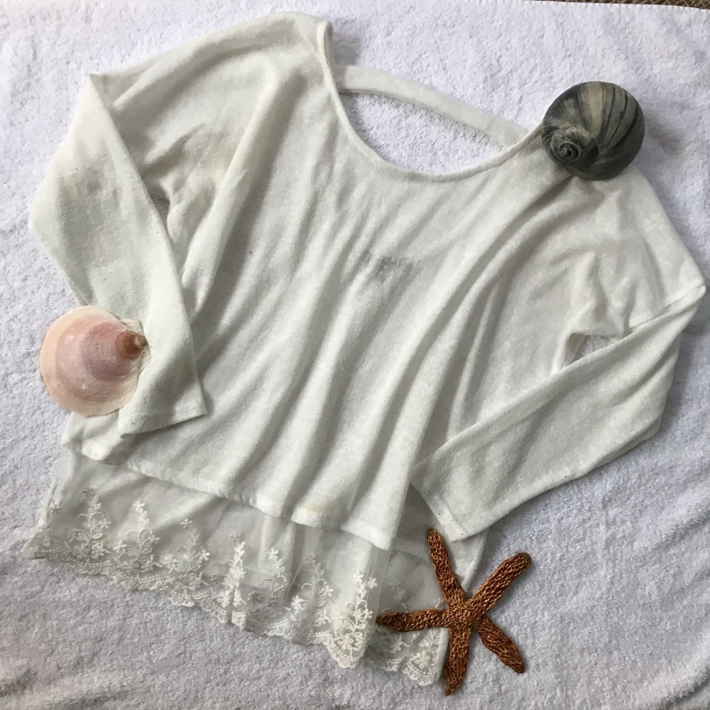 💥2/$10💥 Charlotte Russe Scoop Neck Sweater (1a)